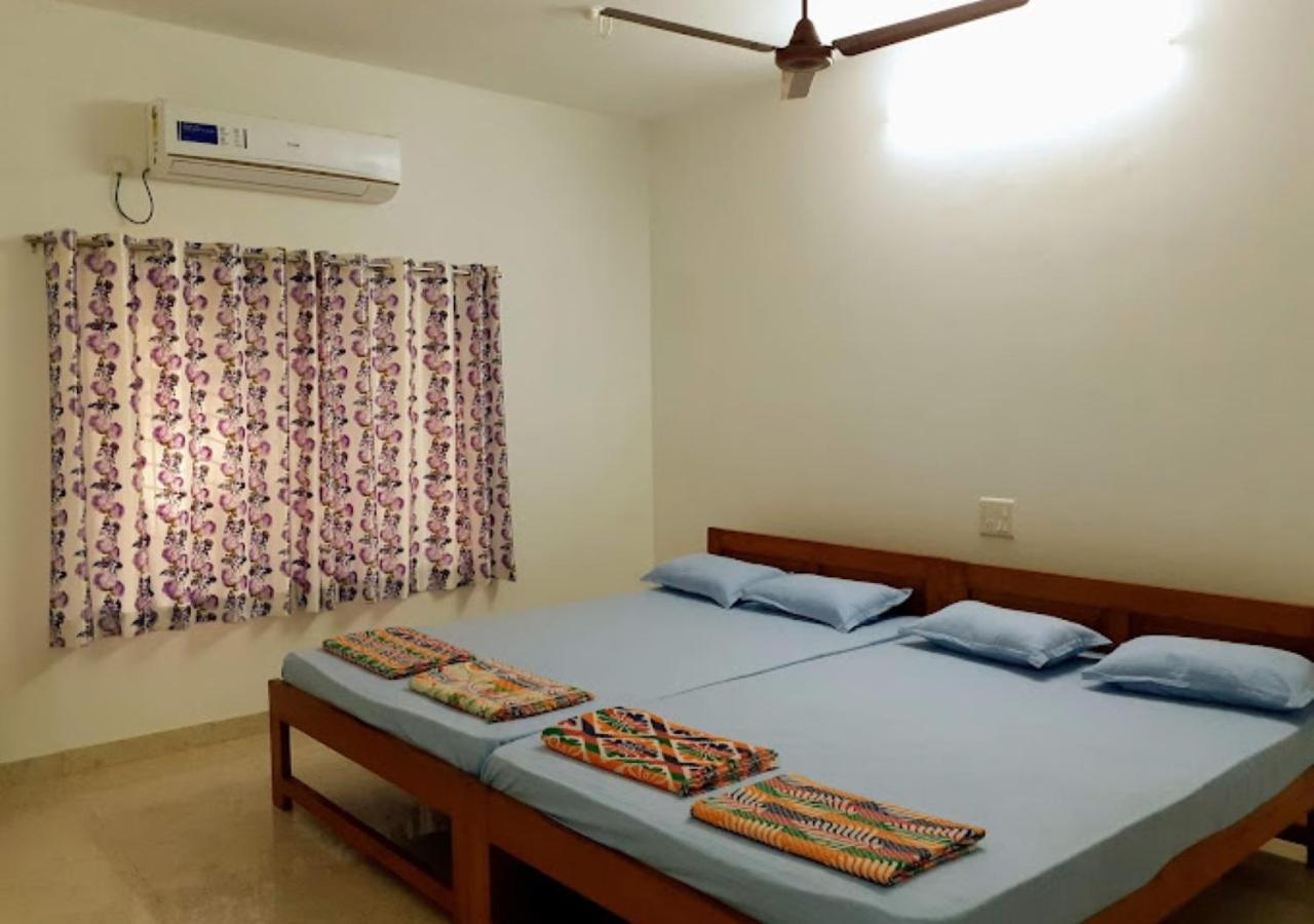 Bapat Niwas Home Stay Ganpatipule Exterior photo