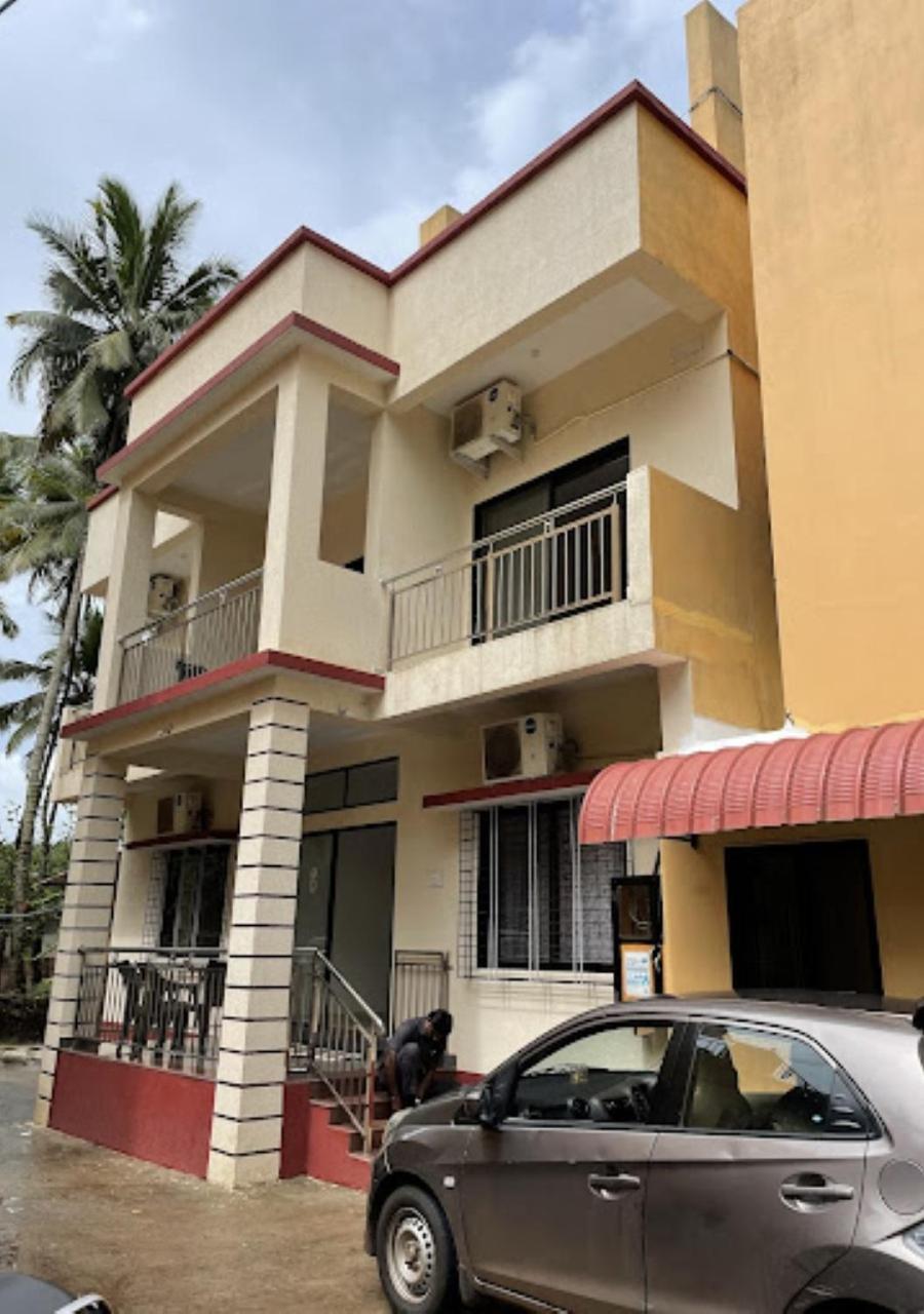 Bapat Niwas Home Stay Ganpatipule Exterior photo